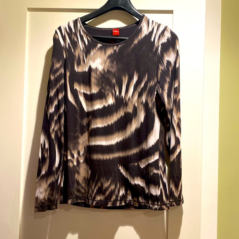 Olsen europe long sleeved top size 8